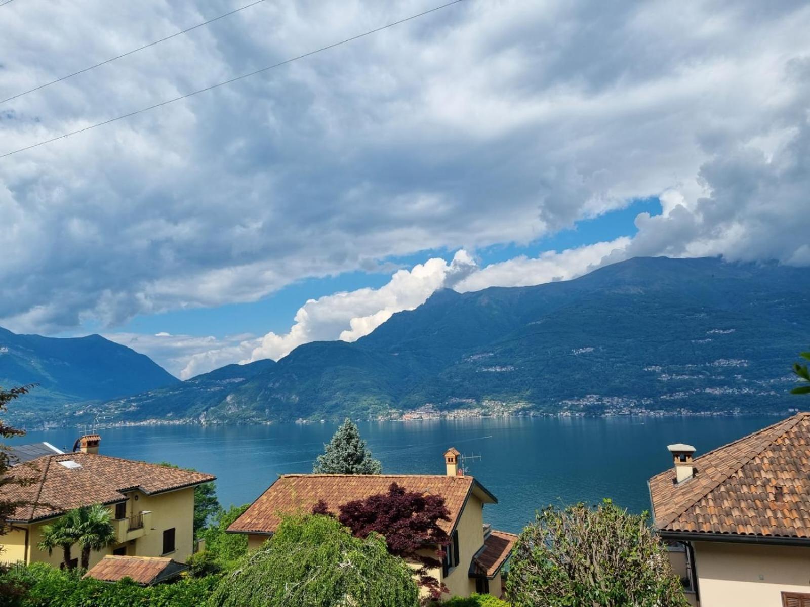 Apartment With Garden And Terrace Beautiful Lake View Bellano Exterior foto